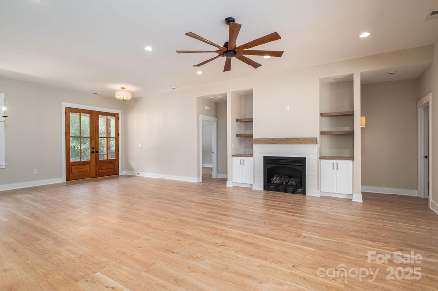 Spacious, unfurnished interior of a new home in , Lincolnton (Image 20).