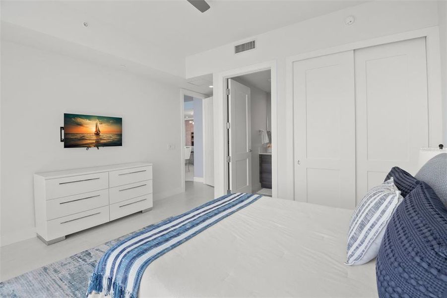 Furnished interior view inside a new home in , St. Petersburg (Image 25).