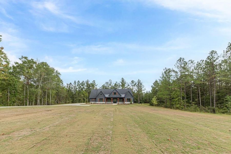 Image 68 of a home in .