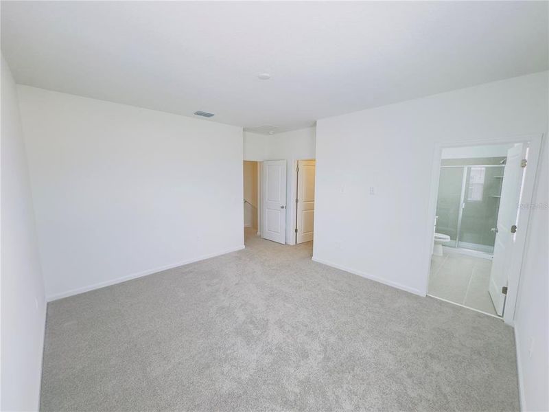 Spacious, unfurnished interior of a new home in , Clermont (Image 18). Spacious, unfurnished interior of a new home in , Clermont (Image 18).