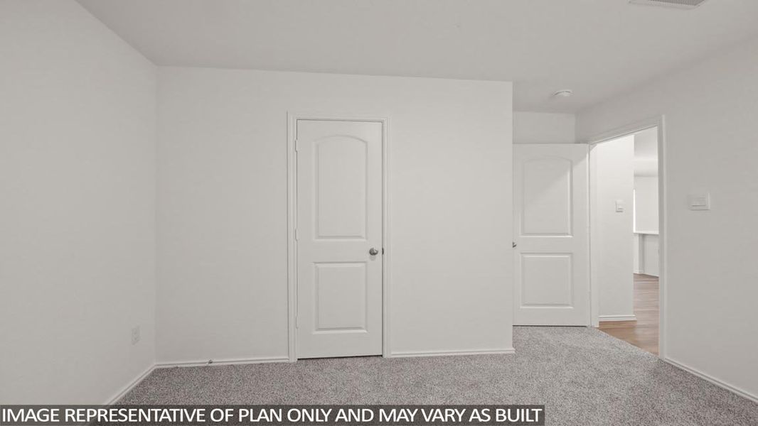 Spacious, unfurnished interior of a new home in Venetian Pines, Conroe (Image 11).