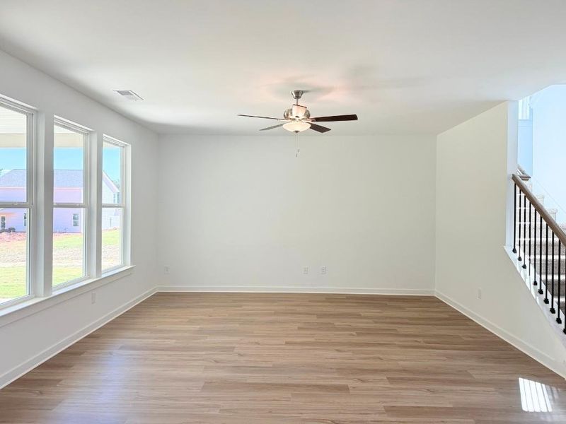Spacious, unfurnished interior of a new home in Westlyn, Winder (Image 16).