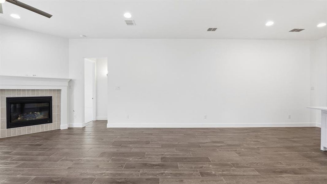 Spacious, unfurnished interior of a new home in Cambridge Crossing, Celina (Image 14). Spacious, unfurnished interior of a new home in Cambridge Crossing, Celina (Image 14).