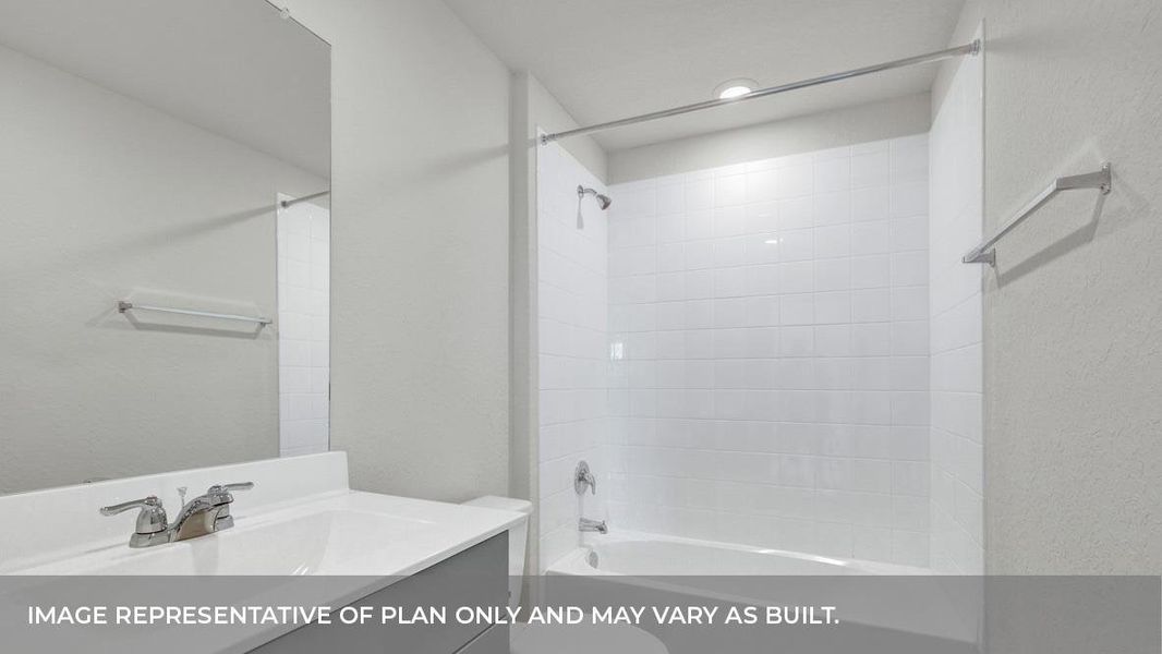 Image 33 of a home in Paramount.