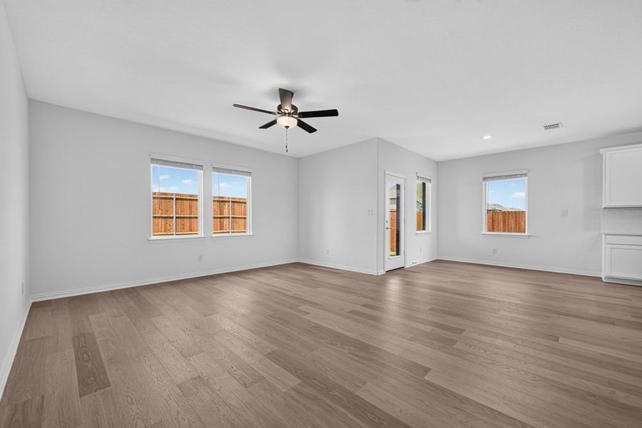 Spacious, unfurnished interior of a new home in Parks at Foster Crossing, Anna (Image 12). Spacious, unfurnished interior of a new home in Parks at Foster Crossing, Anna (Image 12).