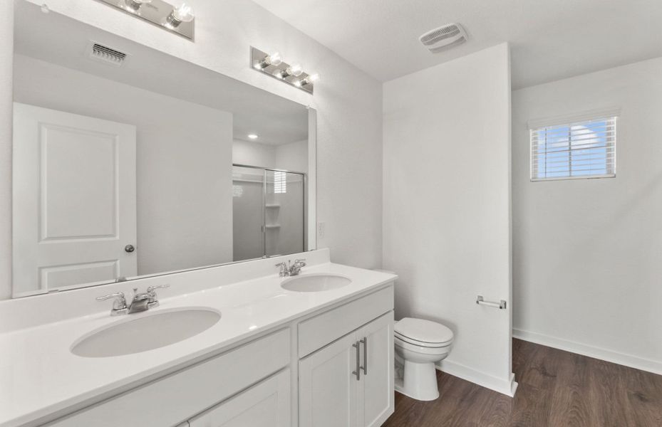 Furnished interior view inside a new home in Sunfield, Buda (Image 7).