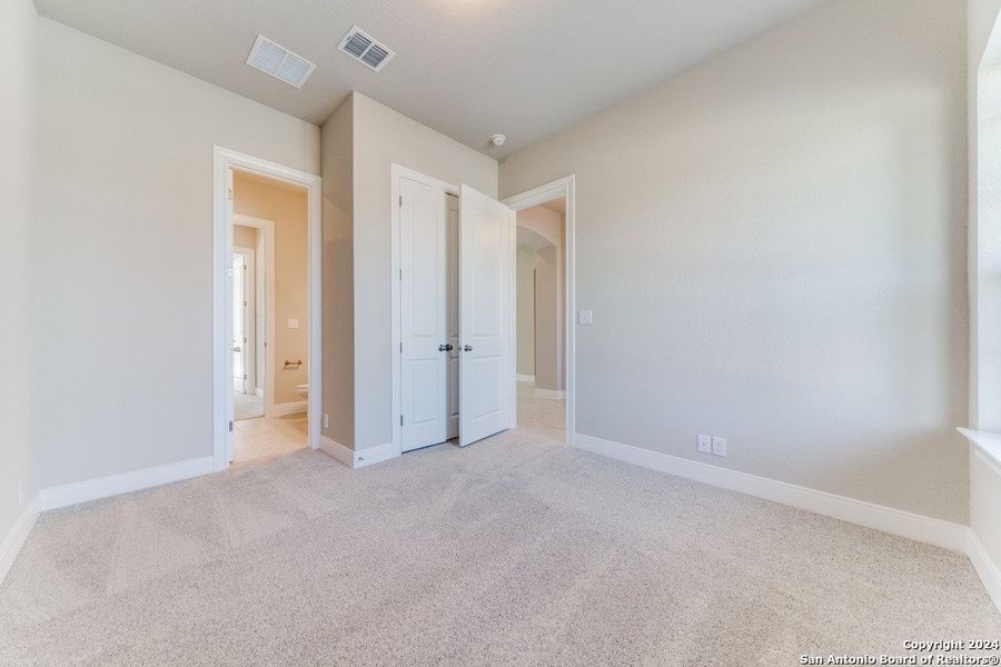 Spacious, unfurnished interior of a new home in , San Antonio (Image 18). Spacious, unfurnished interior of a new home in , San Antonio (Image 18).