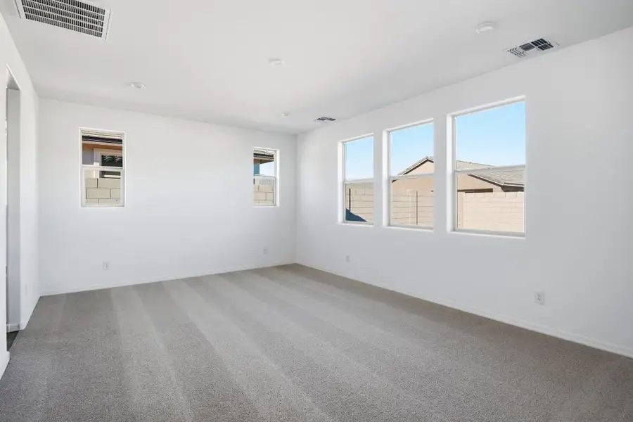 Spacious, unfurnished interior of a new home in Marbella at Windrose, Waddell (Image 25). Spacious, unfurnished interior of a new home in Marbella at Windrose, Waddell (Image 25).