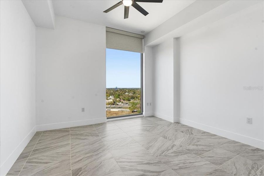 Spacious, unfurnished interior of a new home in , St. Petersburg (Image 24).