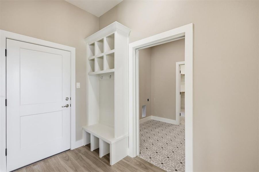 Spacious, unfurnished interior of a new home in , Graford (Image 26).