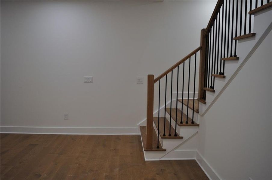 Spacious, unfurnished interior of a new home in , Marietta (Image 41).