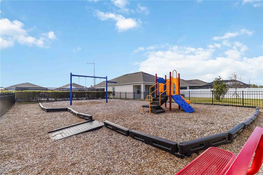 Community amenities in , New Smyrna Beach (Image 35).