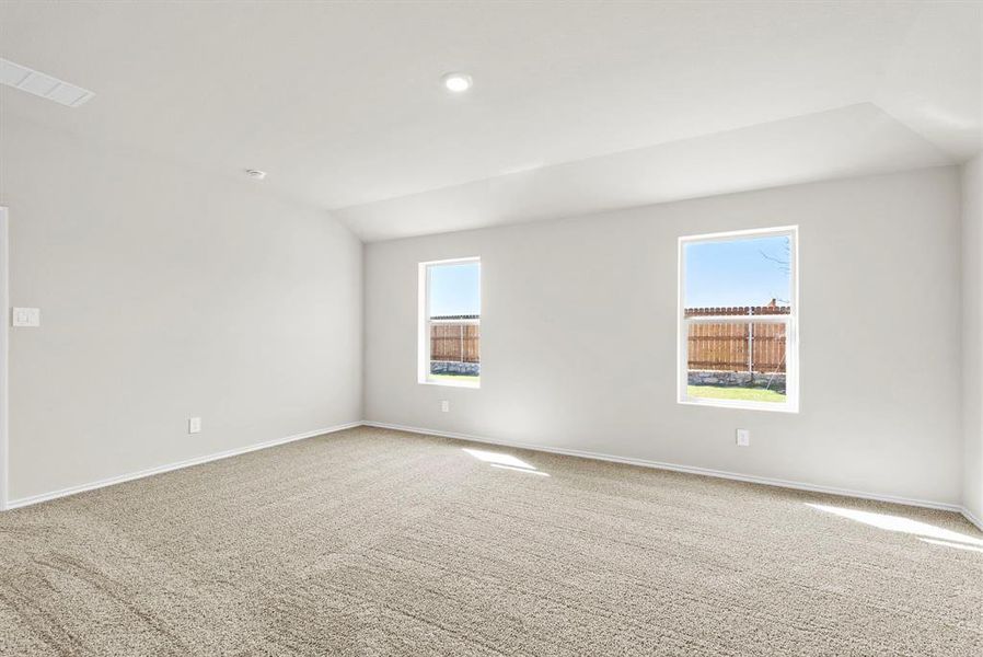 Spacious, unfurnished interior of a new home in Sunnycreek, Crowley (Image 25).