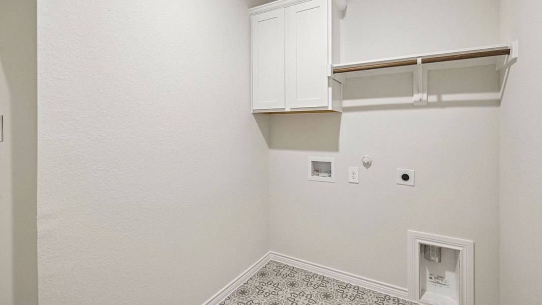 Spacious, unfurnished interior of a new home in Morning Ridge, Princeton (Image 9).