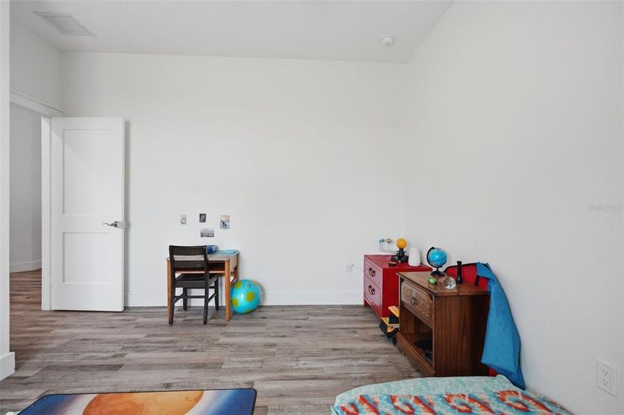 Furnished interior view inside a new home in , Spring Hill (Image 12).