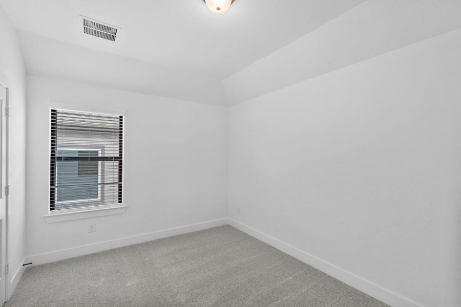 Spacious, unfurnished interior of a new home in Evergreen, Conroe (Image 24). Spacious, unfurnished interior of a new home in Evergreen, Conroe (Image 24).