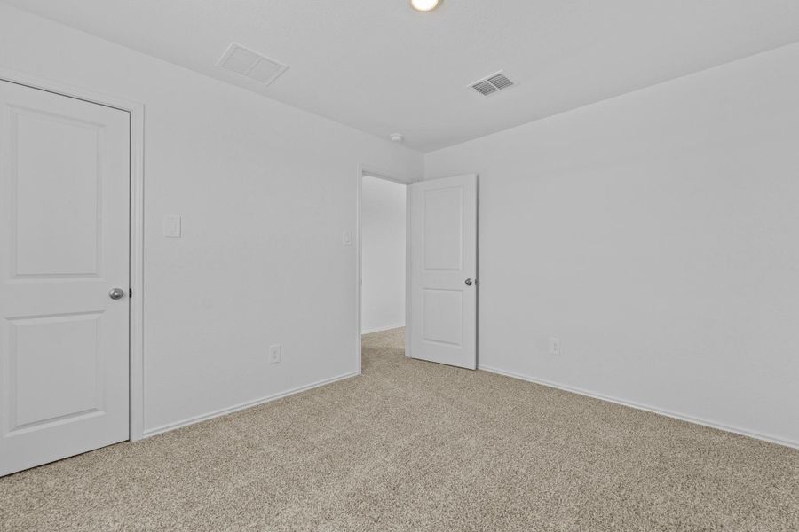 Spacious, unfurnished interior of a new home in Wayside, Uhland (Image 30). Spacious, unfurnished interior of a new home in Wayside, Uhland (Image 30).