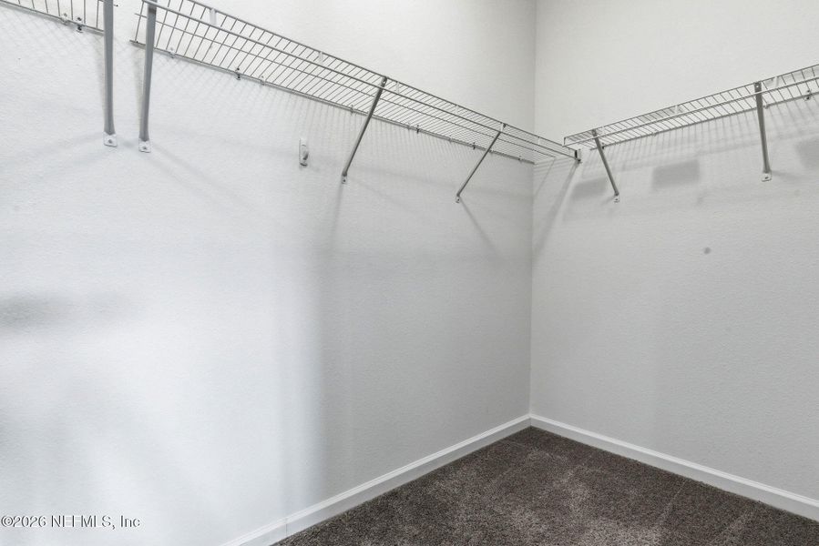 Spacious, unfurnished interior of a new home in Beacon Lake, St. Augustine (Image 23).