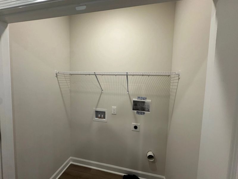 Spacious, unfurnished interior of a new home in Tea Farm, Ravenel (Image 12).