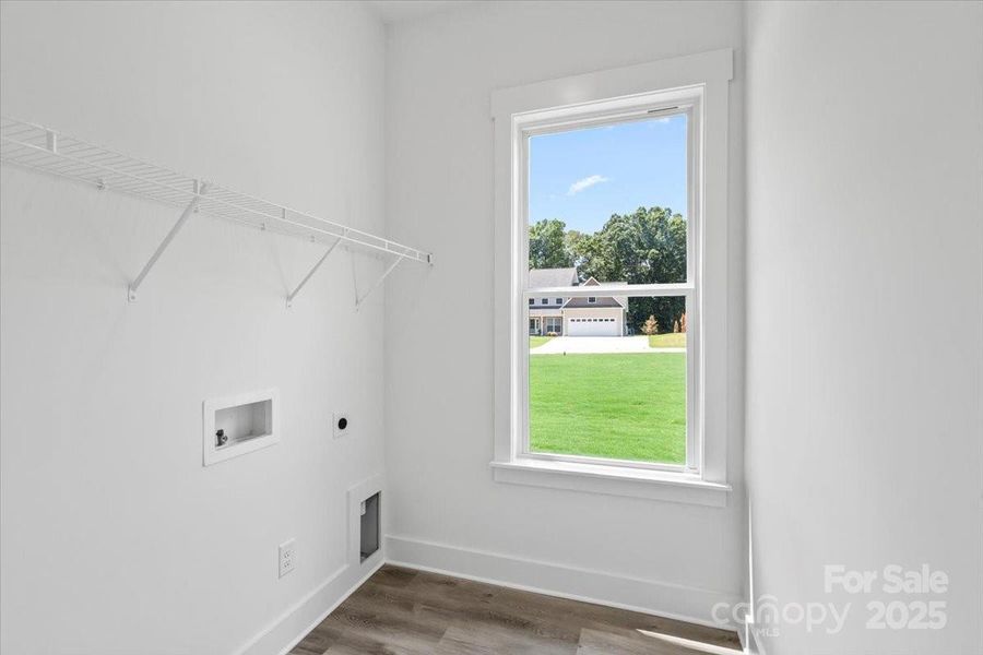 Image 28 of a home in . Image 28 of a home in .