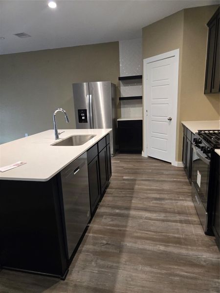 Dishwasher microwave with five burner gas oven and large Industrial size sink. Dishwasher microwave with five burner gas oven and large Industrial size sink.