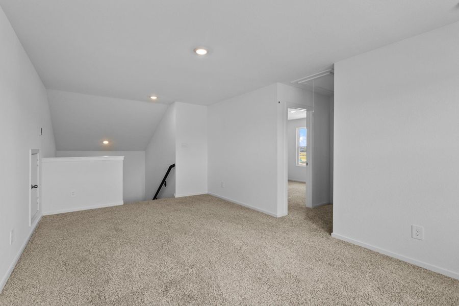 Spacious, unfurnished interior of a new home in Maple Woods, Hockley (Image 27). Spacious, unfurnished interior of a new home in Maple Woods, Hockley (Image 27).