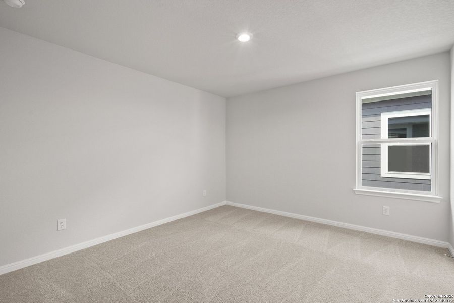 Spacious, unfurnished interior of a new home in Timber Creek, San Antonio (Image 28). Spacious, unfurnished interior of a new home in Timber Creek, San Antonio (Image 28).