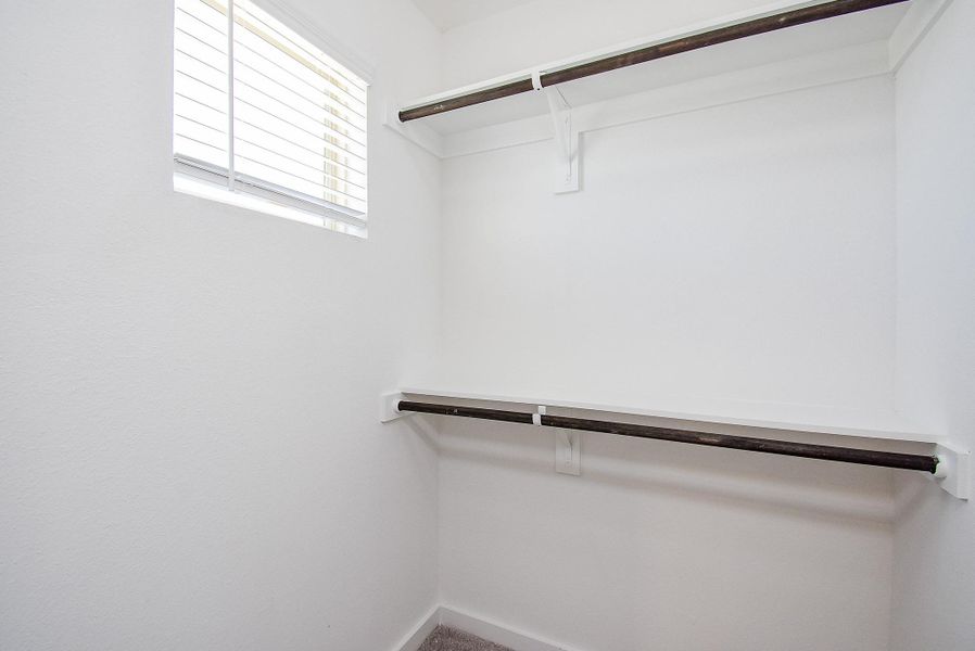 Spacious, unfurnished interior of a new home in Glendale Lakes, Arcola (Image 31).