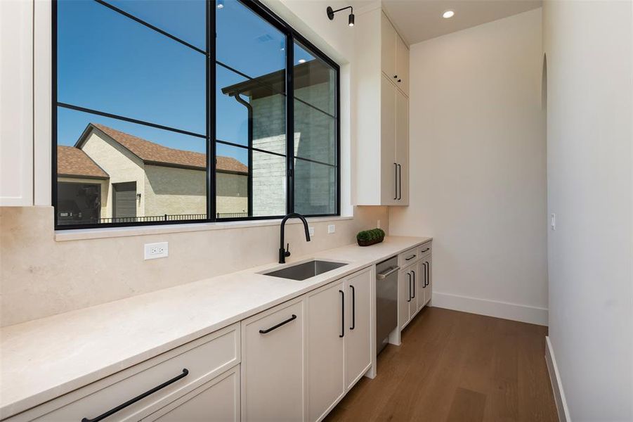 Furnished interior view inside a new home in , Heath (Image 18).