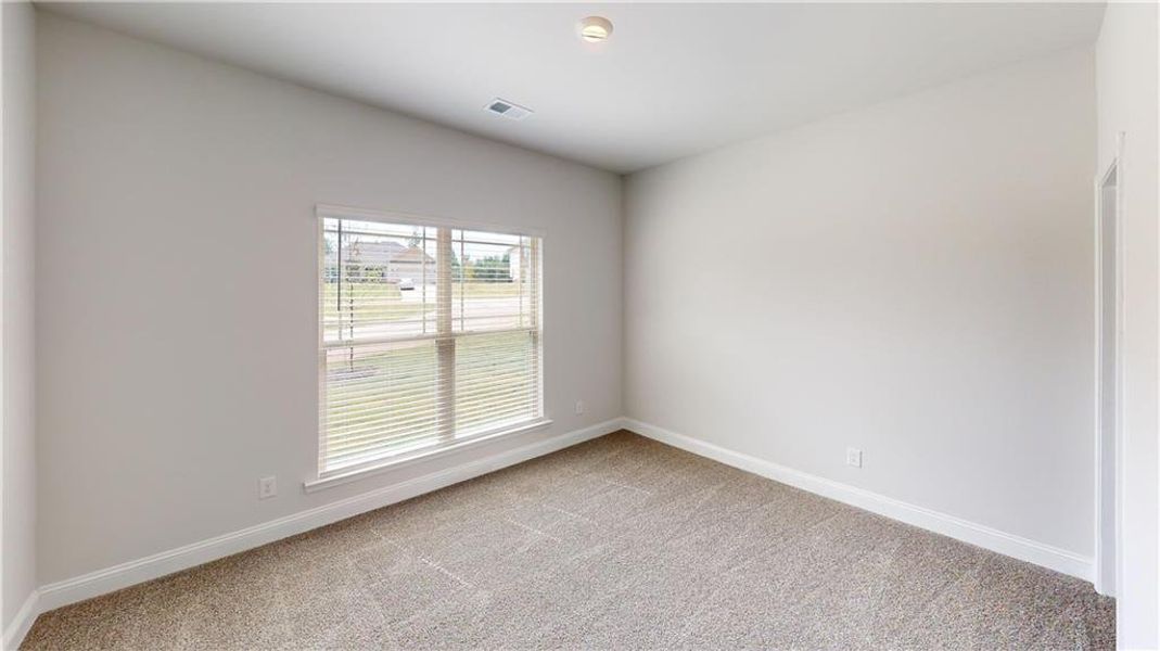 Spacious, unfurnished interior of a new home in , Griffin (Image 25).