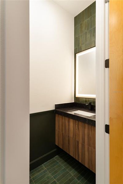 Furnished interior view inside a new home in , Nokomis (Image 14).