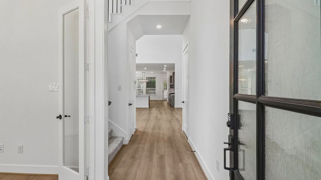 Spacious, unfurnished interior of a new home in The Woodland Hills 50', Willis (Image 16). Spacious, unfurnished interior of a new home in The Woodland Hills 50', Willis (Image 16).