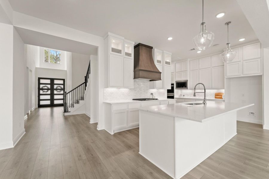 Furnished interior view inside a new home in The Highlands - 65', Porter (Image 6).