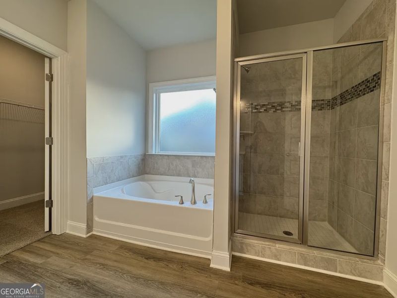 Furnished interior view inside a new home in Tuscany Hills, Douglasville (Image 10). Furnished interior view inside a new home in Tuscany Hills, Douglasville (Image 10).