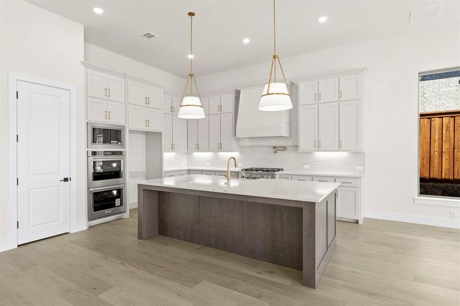 25. 741 Capella - Kitchen (2) 25. 741 Capella - Kitchen (2)