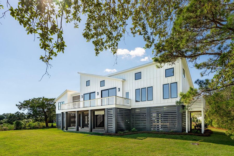 Exterior details and patio area of a home in , Charleston (Image 65).