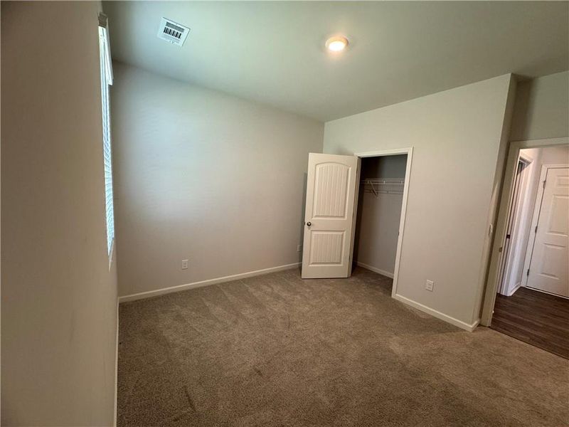 Spacious, unfurnished interior of a new home in , Braselton (Image 8).