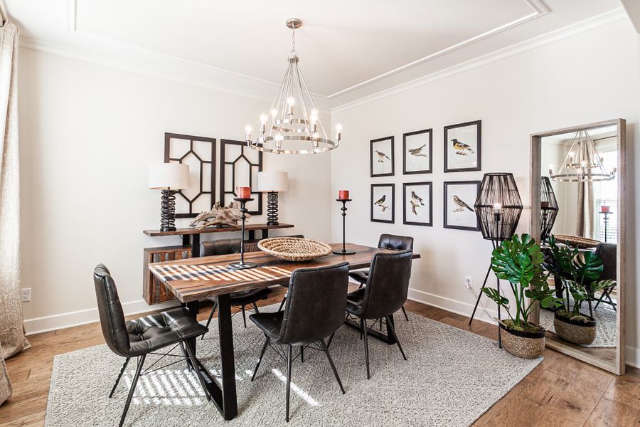Representative furnished interior of a home built from the Townsend by Grant & Co in Lockwood, Collierville (Image 12).