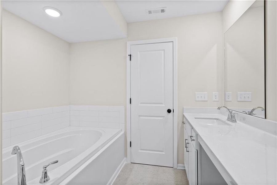 Furnished interior view inside a new home in The Collection at Vinings, Atlanta (Image 2). Furnished interior view inside a new home in The Collection at Vinings, Atlanta (Image 2).