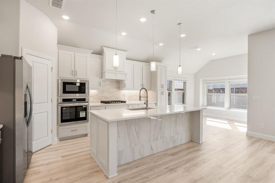 Furnished interior view inside a new home in Terracina, Rockwall (Image 7).