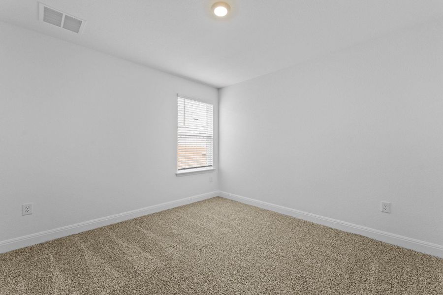 Spacious, unfurnished interior of a new home in Riverview, Georgetown (Image 18).