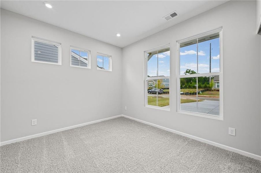 Spacious, unfurnished interior of a new home in Laurel Farms, Dallas (Image 32). Spacious, unfurnished interior of a new home in Laurel Farms, Dallas (Image 32).