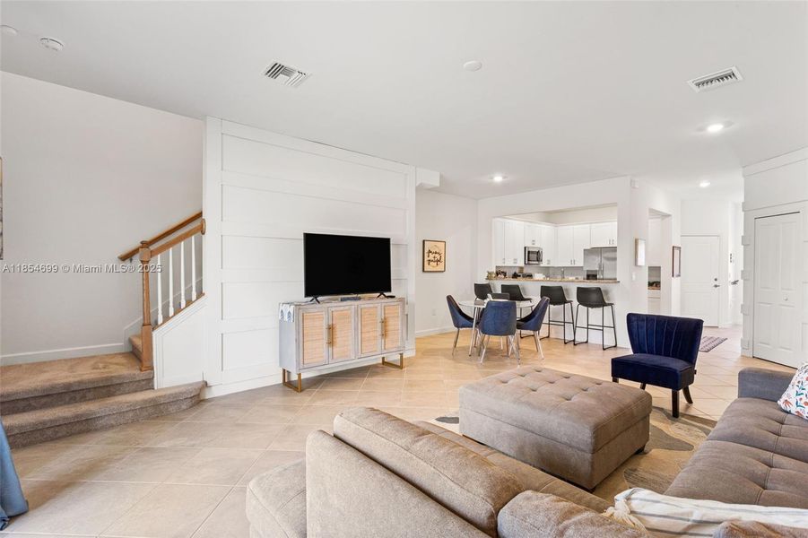 Furnished interior view inside a new home in , Fort Myers (Image 13).