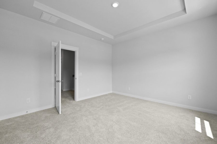 Spacious, unfurnished interior of a new home in Nexton, Summerville (Image 21).