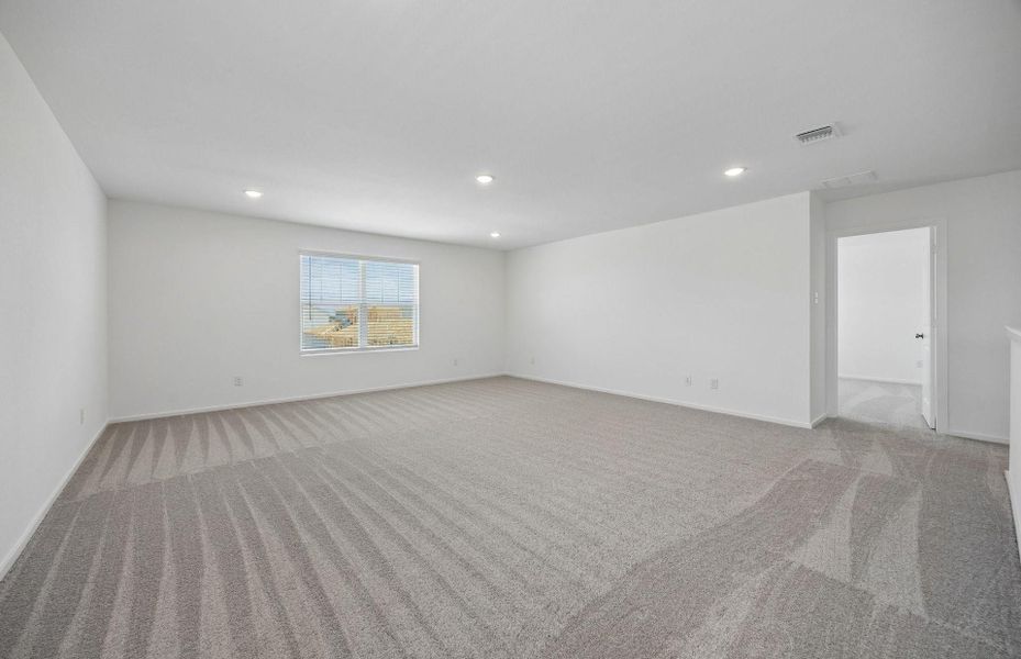 Spacious, unfurnished interior of a new home in Stokesbury, Waller (Image 26). Spacious, unfurnished interior of a new home in Stokesbury, Waller (Image 26).
