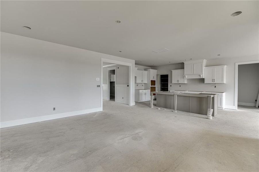Image 33 of a home in .