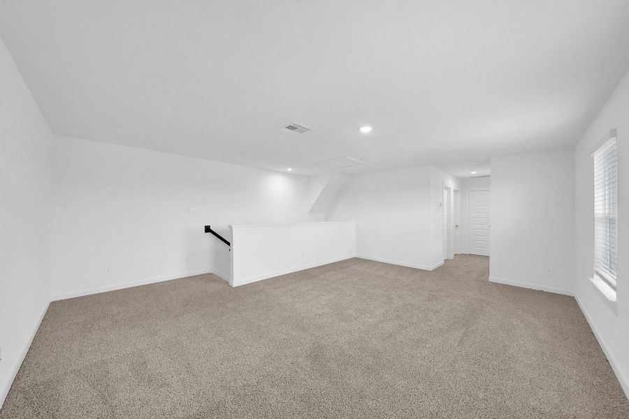 Spacious, unfurnished interior of a new home in Holly Ridge, Rosenberg (Image 25). Spacious, unfurnished interior of a new home in Holly Ridge, Rosenberg (Image 25).