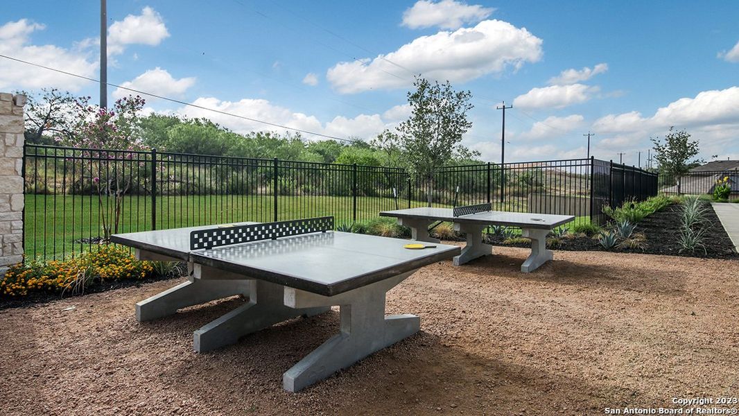 Community amenities in Applewood, San Antonio (Image 44).