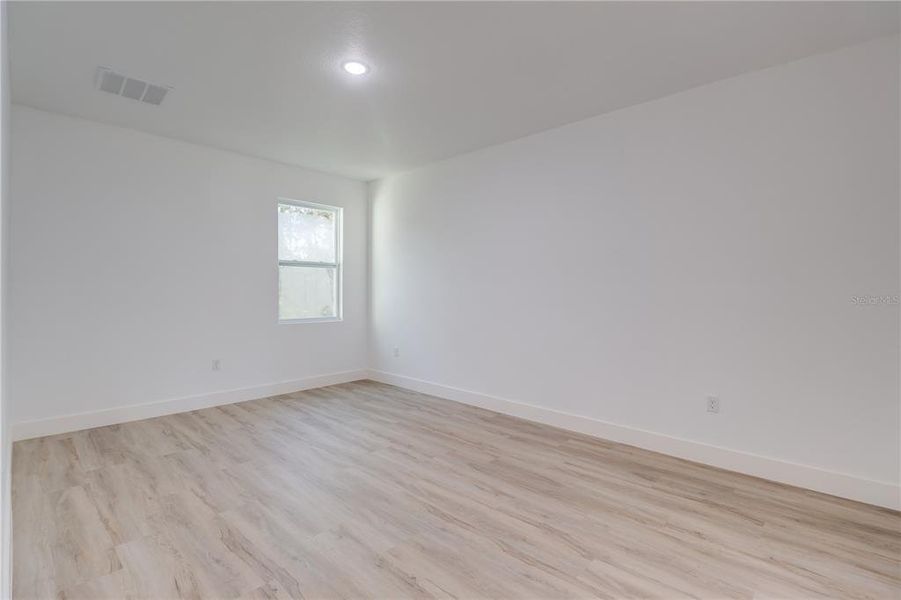 Spacious, unfurnished interior of a new home in , Ocklawaha (Image 12). Spacious, unfurnished interior of a new home in , Ocklawaha (Image 12).