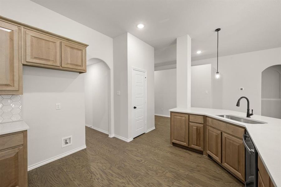 1140 Avery- Kitchen-6